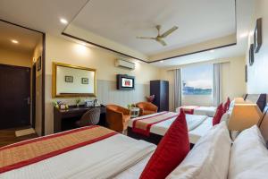 Hotel Picasso Residency Naraina Delhi - Couple Friendly Local IDs Accepted