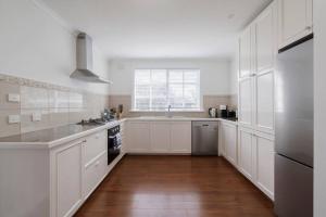 Havana Edge - Pet-friendly Garden Retreat near Beach