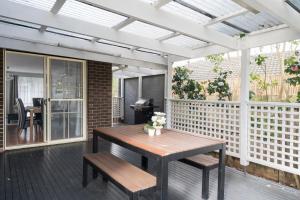 Havana Edge - Pet-friendly Garden Retreat near Beach