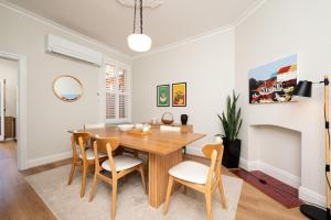 Brightside Belle - St Kilda East