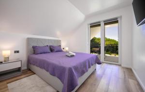 Amazing Home In Klanjec 