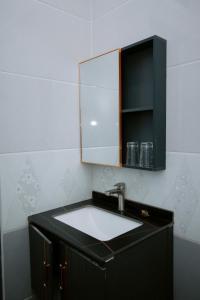 Nhà Của Hạ Hotel