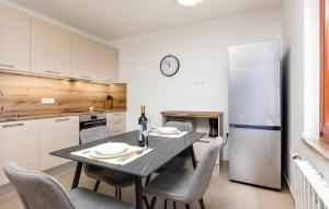 1 Bedroom Nice Apartment In Malinska 