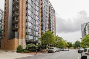 Mount Vernon 1BR w Gym Pool WD nr Chinatown WDC-385