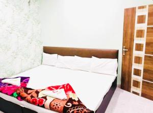 Hotel Aliza Palace Ajmer AC OR NON AC ROOM