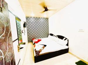 Hotel Aliza Palace Ajmer AC OR NON AC ROOM