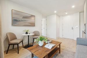 Casa Riviera - Boutique Apartments in Downtown Santa Barbara