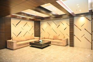 Urvi Banquets & Guest House