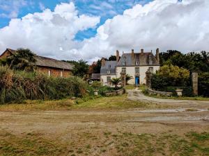 Maisons d'hotes Domaine de Launay blot : photos des chambres