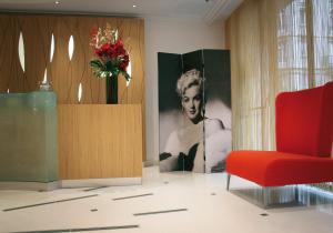 Hotels Westside Arc de Triomphe Hotel : photos des chambres