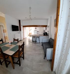 Maisons de vacances L-ancien pigeonnier - 5 personnes : photos des chambres
