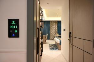 New Naresh sweets restaurant & hotel