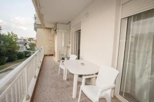 Thessaloniki Blue Escape by ΜΡS