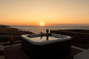 Ormus Villa - Beachfront Sanctuary Blending with Earth, Sun & Sea by etouri
