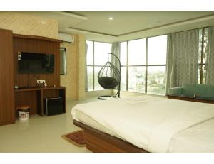 Hotel Dynasty, Deoghar,