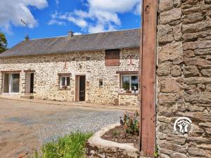 Maisons de vacances Gite de la Seradinaie, jusqu-a 6 personnes : photos des chambres
