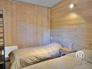 Maisons de vacances Chalet 26 Le Berthevin, Camping de Coupeau, 4 personnes : photos des chambres