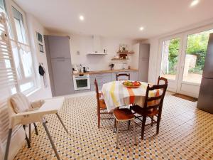 Maisons de vacances Les Deux Puits, jusqu-a 11 personnes : photos des chambres