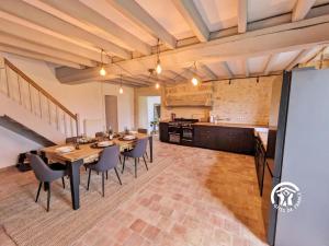 Maisons de vacances Gite Les Haies de Tresmes, jusqu-a 6 personnes : photos des chambres