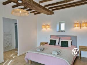 Maisons de vacances Chez Valentin, jusqu-a 9 personnes : photos des chambres