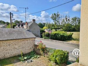 Maisons de vacances Gite de Montgiroux, jusqu-a 5-6 personnes : photos des chambres