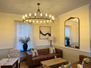 The Edgcumbe Hotel & DECK Restaurant