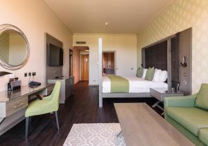 Executive Room - Balcony room in Vale Resort