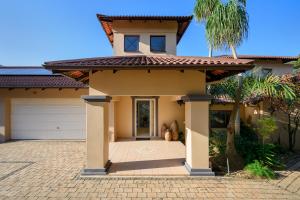 Eagle Road Holiday Home