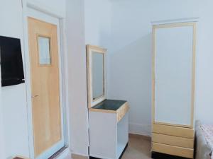 2B equipped basement chalet with 2 beds pool view green beach villa 114b