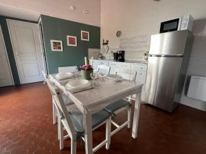 Maisons de vacances Cottage les Ecuries du faubourg : photos des chambres