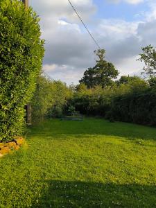 Maisons de vacances GITE A THEME D-DAY - situe a 15mn d-Omaha Beach - Animaux OK - Terrain clos - Aucuns voisins : photos des chambres