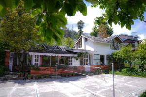 Nalagarh Loghuts by Edenhomes