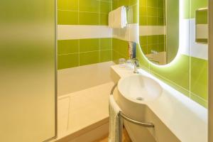 Hotels Sure Hotel by Best Western Tours Sud : photos des chambres
