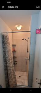 Zimmer oberhalb einer Schokoladenfabrik