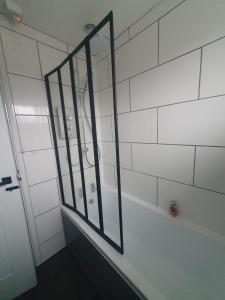 Double Room in Shared House