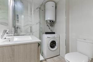 Carihuela Palace 912 by IVI Real Estate