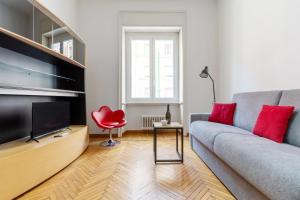 Elegant Apt near Bocconi