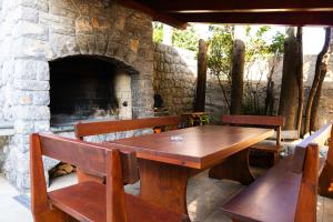 APT House Mercedes near the beach