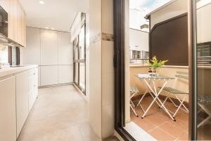 Homeclub Apartment with Workspace next to Calle Larios