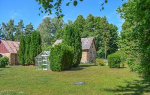 Nice Home In Gärds Köpinge