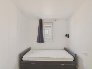 Chalets Chalet avec piscine pour 4 adultes-2 enfants : photos des chambres