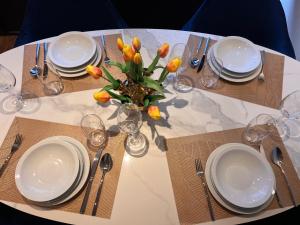 Garden Street - Antiquity Blue