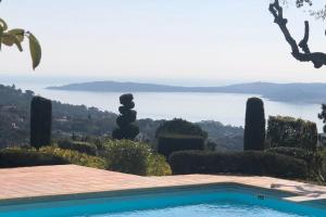 Maisons de vacances Large family home with a view of the golfe : photos des chambres