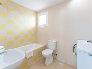 Pass the Keys Charming 1-Bedroom Flat in Benalmádena Pueblo