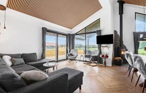 3 Bedroom Awesome Home In Tarm - P52739