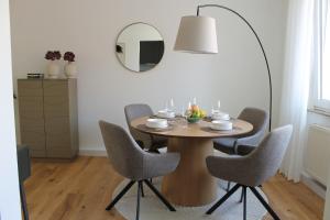 Schöner Wohnen mit Balkon im Herzen der Stadt 4 Personen