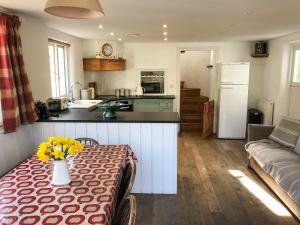 Shute Cottage