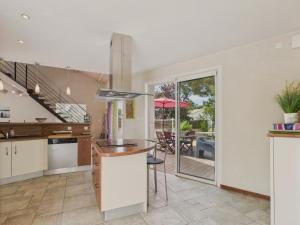 Maison familiale et colorée avec jardin pour 6