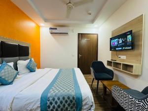 Hotel 7 Star Rohini Sector 20