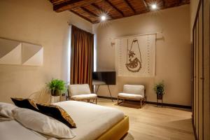 Palazzo Serpe Suites near Colosseum